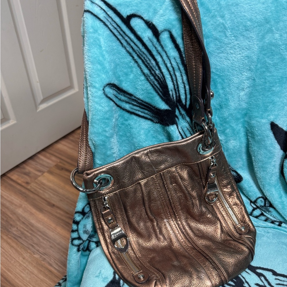 b. makowsky bronze leather shoulder bag